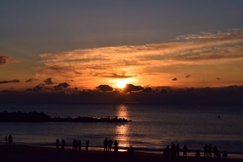 初日の出　新年　正月　宮城　七ヶ浜　海　海水浴場　きれいな海